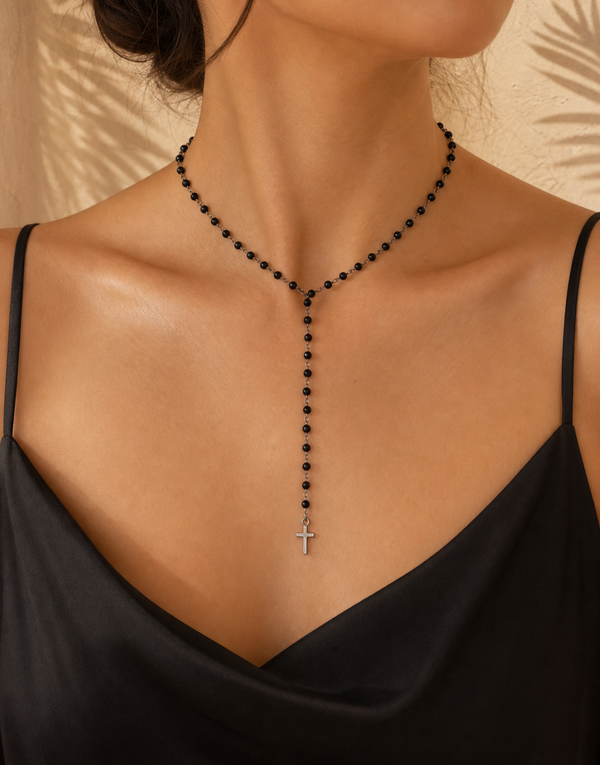 Collar Cruz Gótica en Y 🖤 $6 | Cuentas de Cristal Negro
